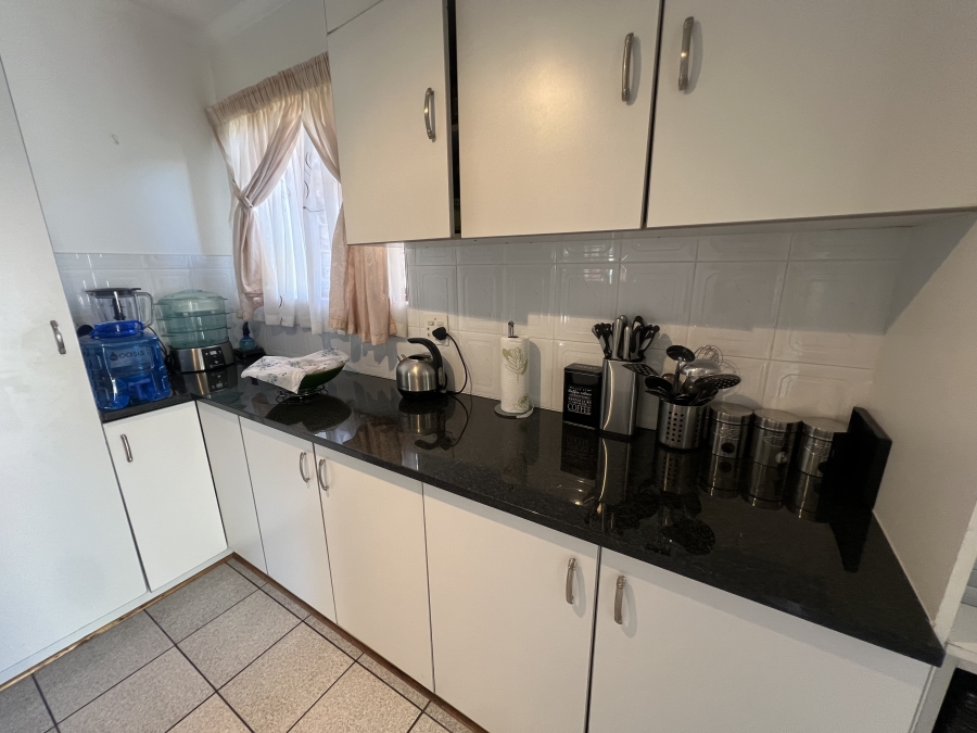 3 Bedroom Property for Sale in Berea Eastern Cape